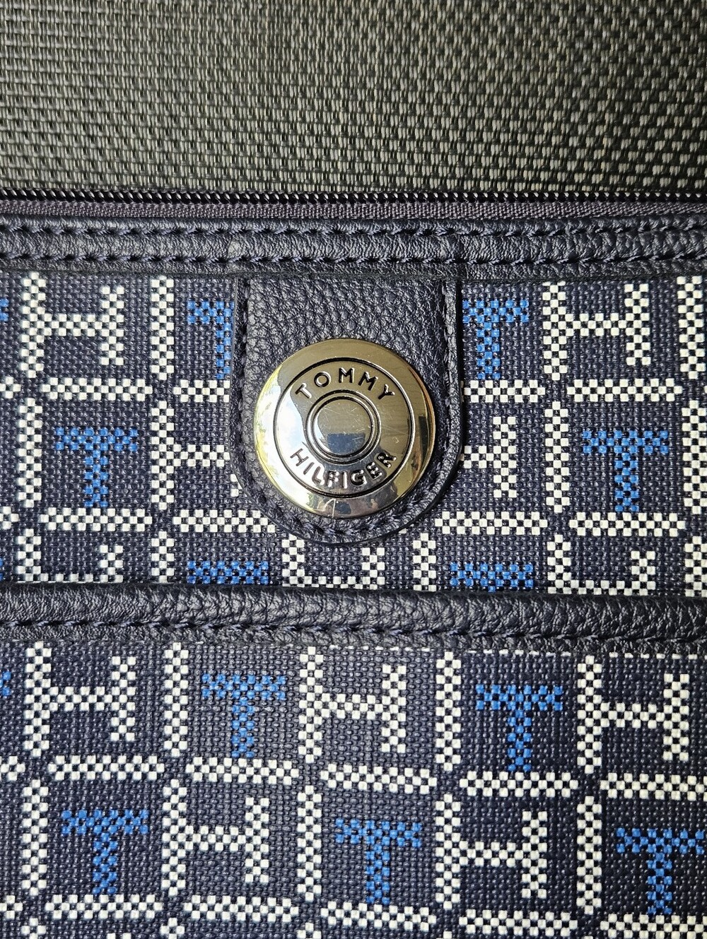 Tommy Hilfiger Patterned Monogram Crossbody Bag - Picture 2 of 6